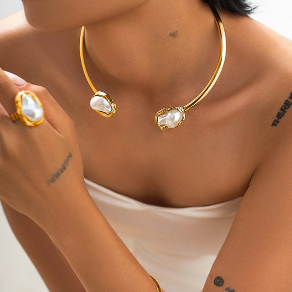 Jewelry Iron Alloy Imitation Pearl Geometric U Shape Baroque Style Collar Jewelry For Women