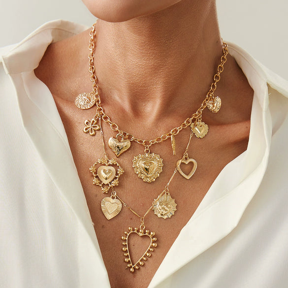 Jewelry Iron Chain Alloy Heart Shape Pendant Clavicle Chain Metallic Stripe Electroplating For Women