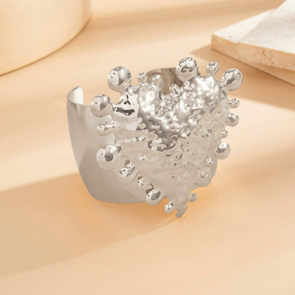 Jewelry Iron Geometric Heart Open Bracelet Light Luxury Style Electroplated