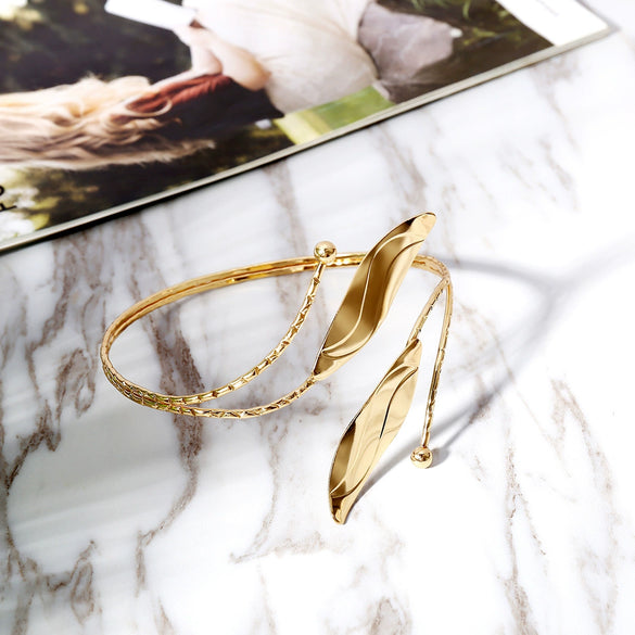 Jewelry Metal Geometric Exaggerated Open Arm Ring Bracelet Electroplated For Women