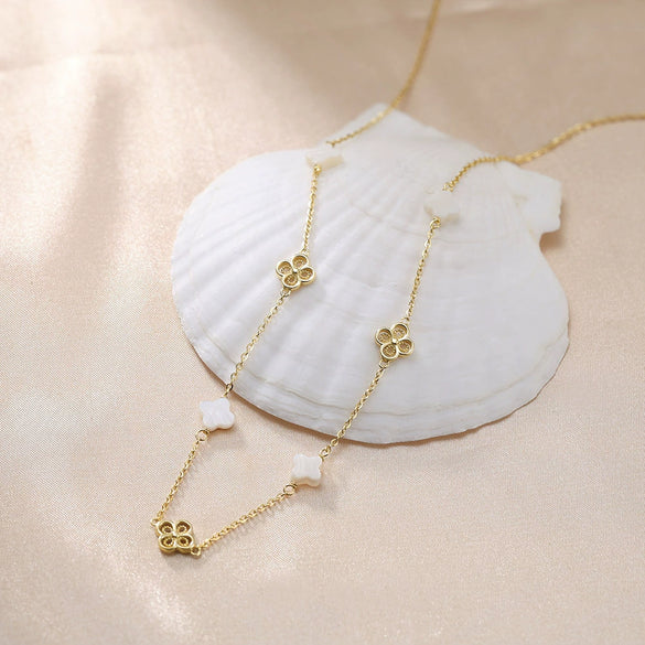 Jewelry Natural Shell Clover 925 Sterling Silver Geometric Pendant Necklace For Women Electroplating