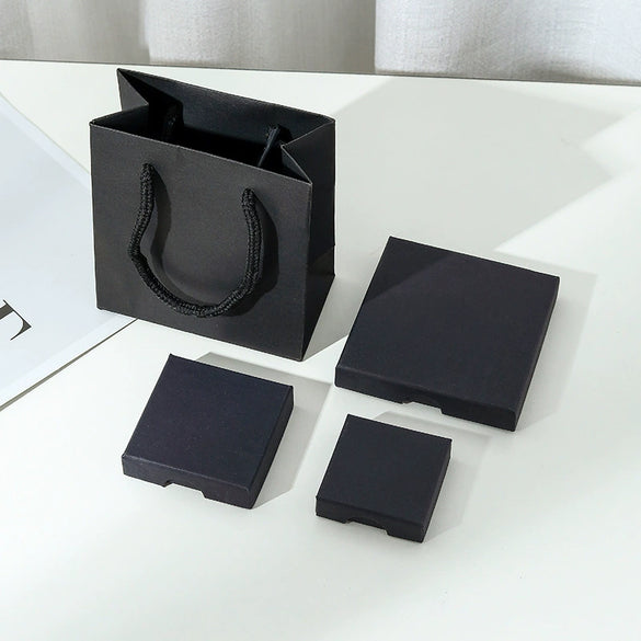 Jewelry Packaging Box With Heaven And Earth Cover Made Of Paper And Cardboard