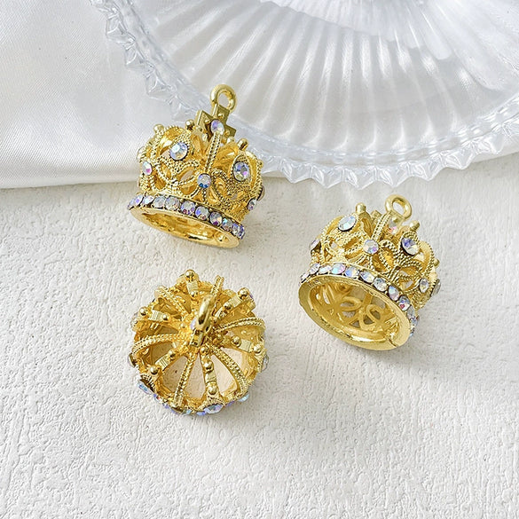 Jewelry Pendant Copper Inlaid Zirconium Three Dimensional Crown Line Pattern Electroplated Handmade