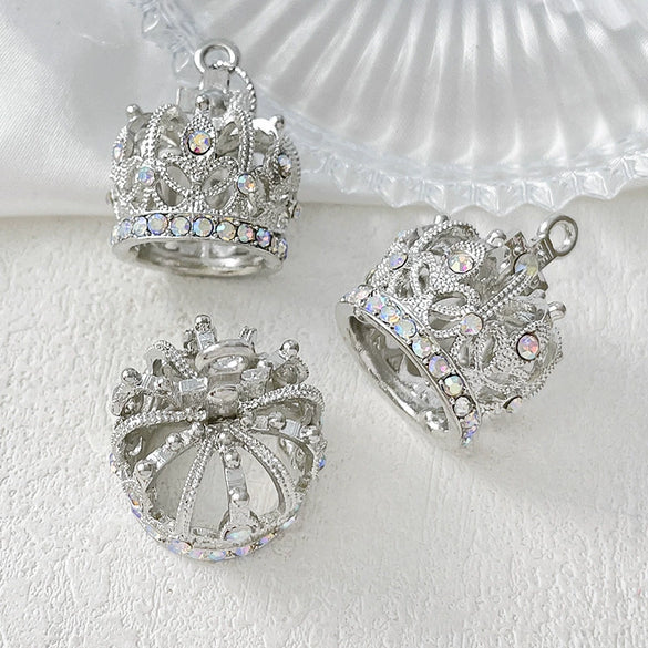Jewelry Pendant Copper Inlaid Zirconium Three Dimensional Crown Line Pattern Electroplated Handmade