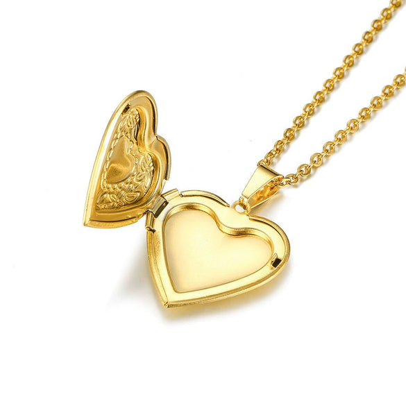 Jewelry Photo Box Stainless Steel Heart Shaped Pendant