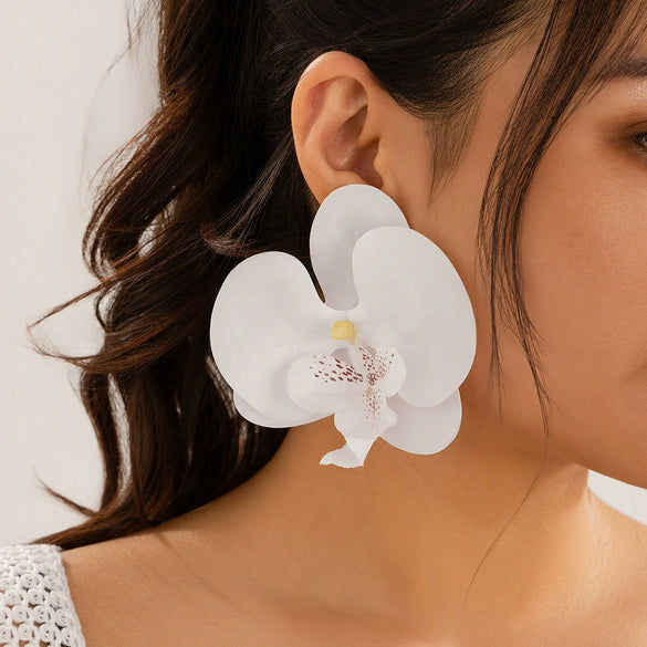 Jewelry Plastic Flower Pendant Neck Chain For Women