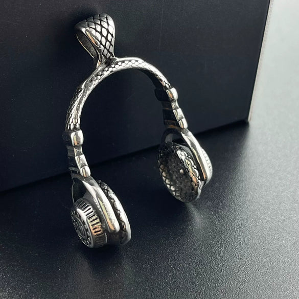 Jewelry Punk Rock Music Headphones Pendant Necklace Hiphop Stainless Steel Doll Retro Unisex