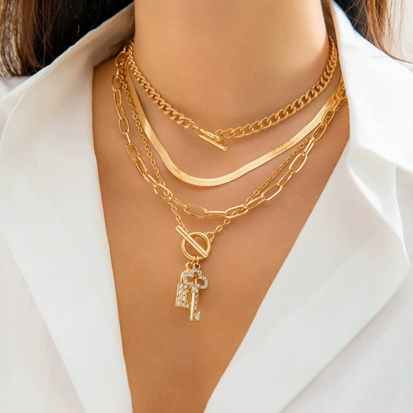 Jewelry Retro Fashion Metal Snake Bone Chain Bracelet With Lockshaped Key And Geometric Pattern Iron Chain Copper Chain Alloy Rhinestone Electroplated