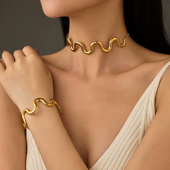 Jewelry Set Stainless Steel 18K Gold Electroplated Wavy Titanium Steel Necklace Bracelet