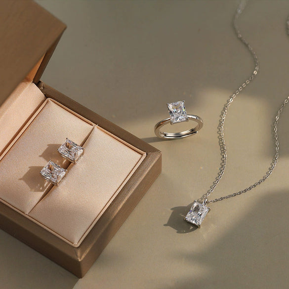 Jewelry Silver Zircon Geometric Square Necklace For Women Electroplated O Word Chain