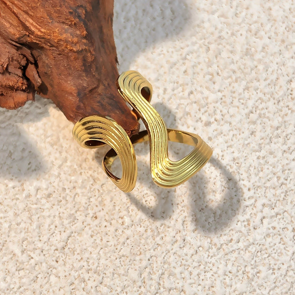 Jewelry Stainless Steel Exaggerated Asymmetrical Heart Shape Ring Electroplating Natural Style Unisex