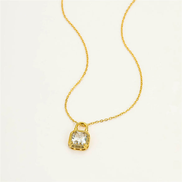 Jewelry Stainless Steel 18K Gold Plated Lockshaped Geometric Zircon Pendant Titanium Steel Necklace