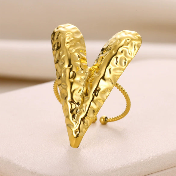 Jewelry Stainless Steel 18K Real Gold Plated Heart Shape Ring With Star Pattern And Electroplating Treatment