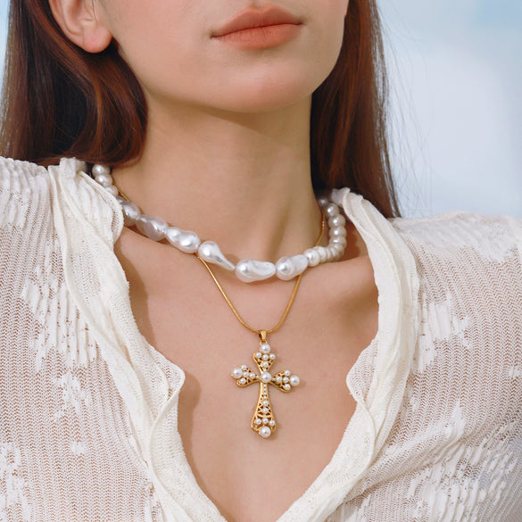 Jewelry Stainless Steel Titanium Steel Geometric Hollow Love Cross Pendant Electroplating Style