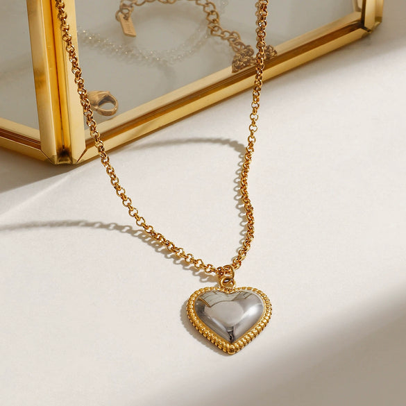 Jewelry Stainless Steel Titanium Steel Love Pendant Necklace Gold And Silver Color Matching Electroplating