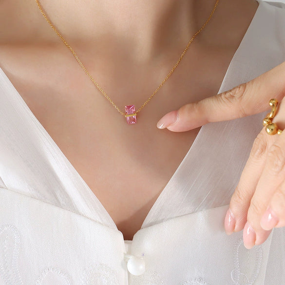 Jewelry 316L Stainless Steel Geometric Zircon Pendant Necklace For Women With Electroplating