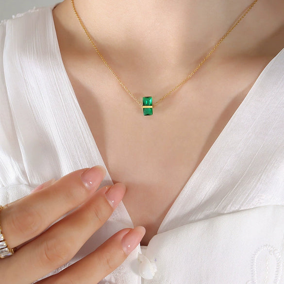 Jewelry 316L Stainless Steel Geometric Zircon Pendant Necklace For Women With Electroplating