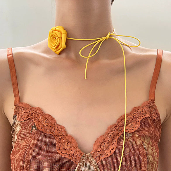 Jewelry Women's Polyester Feather Flower Shape Handmade Necklace
