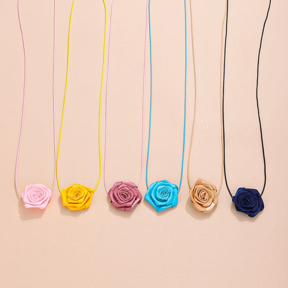 Jewelry Women's Polyester Feather Flower Shape Handmade Necklace