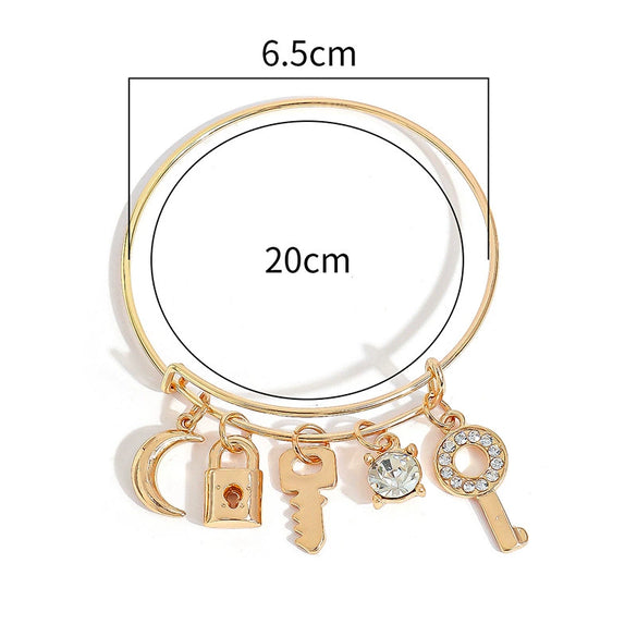 Key And Lock Zinc Alloy Bracelet With Gold Tone Electroplated Finish Romantic Couple Jewelry