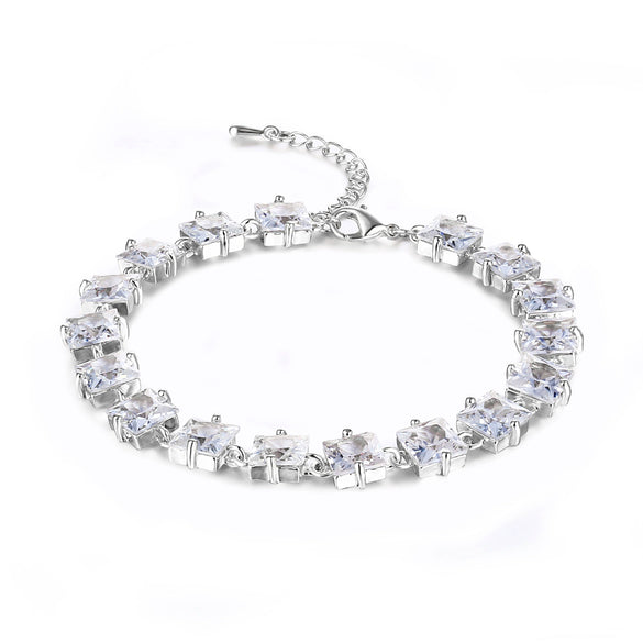 Ladies Alloy Bracelet With Glass Treatment And Fashion Style