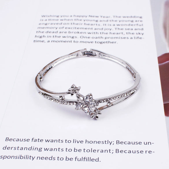 Ladies Alloy Heart Shape Inlaid Crystal Jewelry Bracelet
