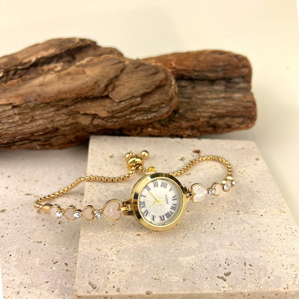 Ladies Alloy Quartz Watch With Round Dial And Stainless Steel Clasp Leisure Style