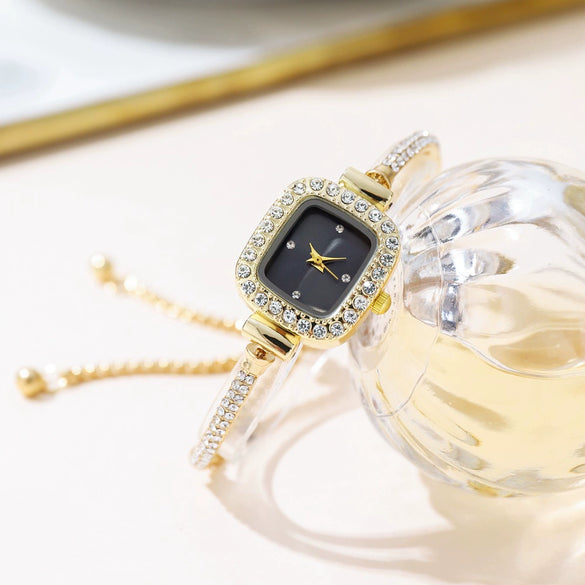 Ladies Alloy Rectangle Dial Bracelet Watch With Stainless Steel Buckle Leisure Style