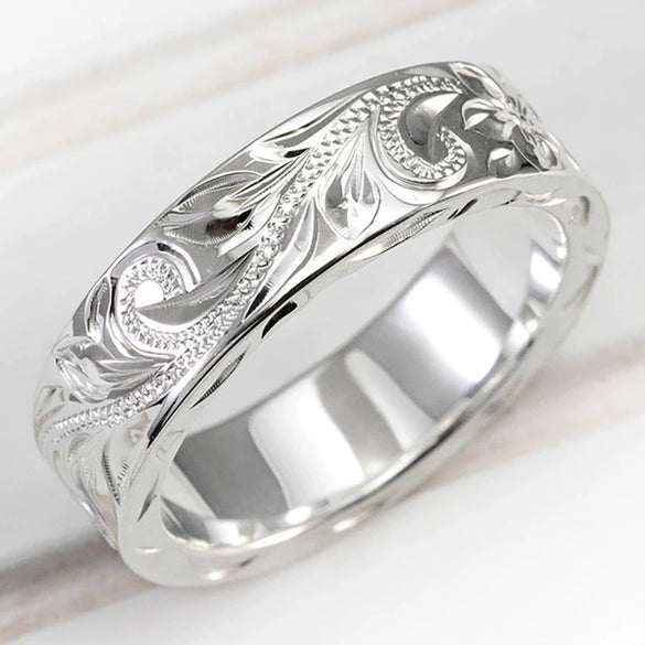 Ladies Alloy Ring With Leaf Relief And Electroplating Design