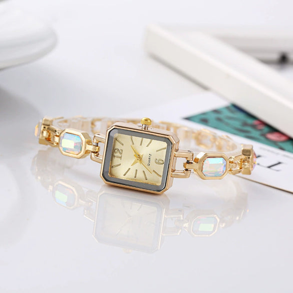 Ladies Alloy Square Dial Quartz Watch Fashion Color Diamond Antique Style