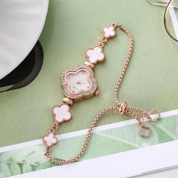 Ladies Alloy Stainless Steel Fourleaf Clover Bracelet Watch Fashion Style