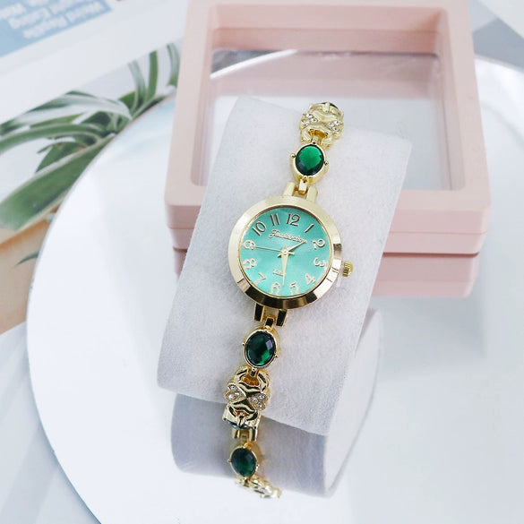 Ladies Bracelet Watch Casual Style Round Dial Stainless Steel Buckle Alloy Case Mineral Mirror