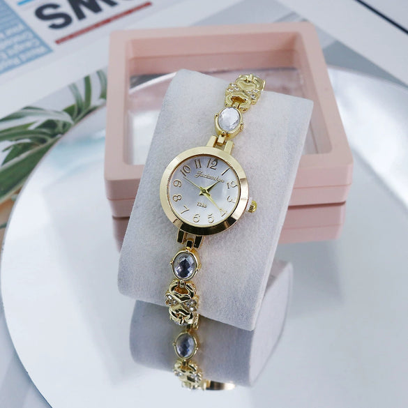 Ladies Bracelet Watch Casual Style Round Dial Stainless Steel Buckle Alloy Case Mineral Mirror