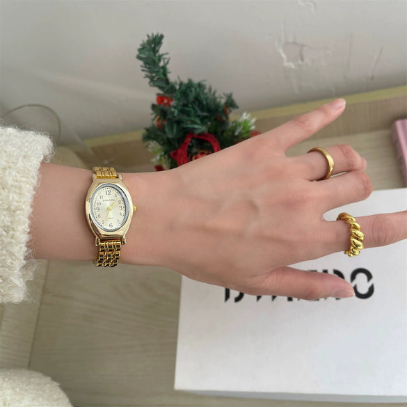 Ladies Casual Retro Quartz Watch Alloy Case Imitation Leather Strap Rose Gold Buckle Round Dial Printed Logo