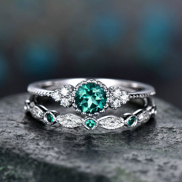Ladies Copper Geometric Joker Zircon Emerald Ring