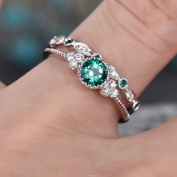 Ladies Copper Geometric Joker Zircon Emerald Ring