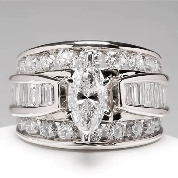 Ladies Copper Inlaid Zircon Light Luxury Geometric Engagement Ring