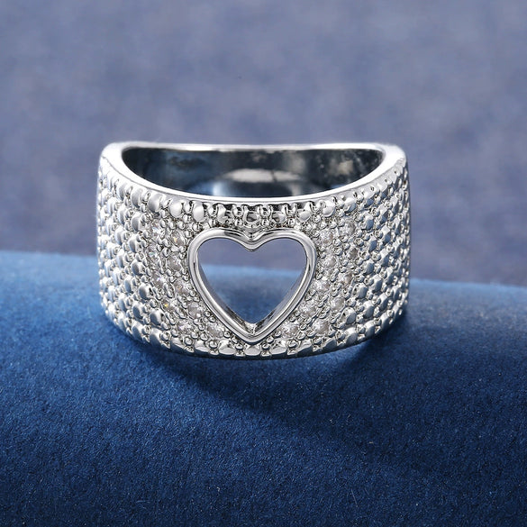Ladies Copper Ring Fashion Accessories Autumn New Exquisite Hollow Love Shape Inlaid Zircon With Geometric Pattern And Electroplating Treatment