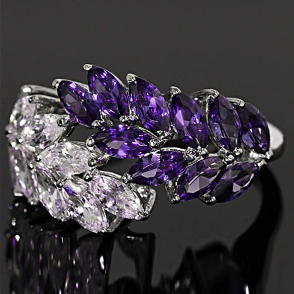Ladies Copper Ring With Carved Shape Microinlaid Zircon And Leaf Pattern