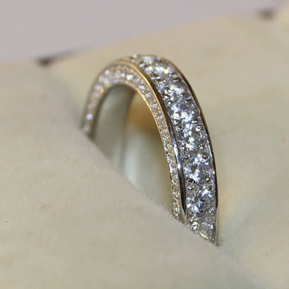 Ladies Copper Ring With Geometric Micro Inlaid Zircon