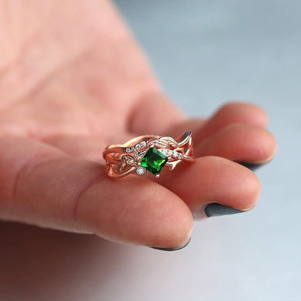 Ladies Copper Ring With Simulated Square Zircon And Geometric Pattern Jewelry