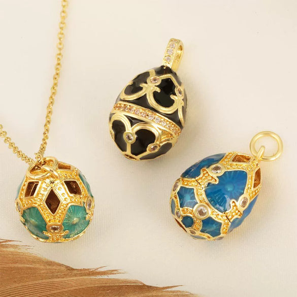 Ladies Elegant Retro Diamond Water Drop Hollow Egg Pendant Necklace Copper 18K Gold Plated Jewelry With Electroplating Dripping Oil