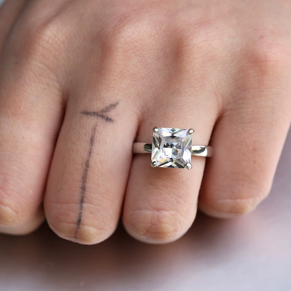 Ladies Fashion Geometric Copper Diamond Ring With Zircon