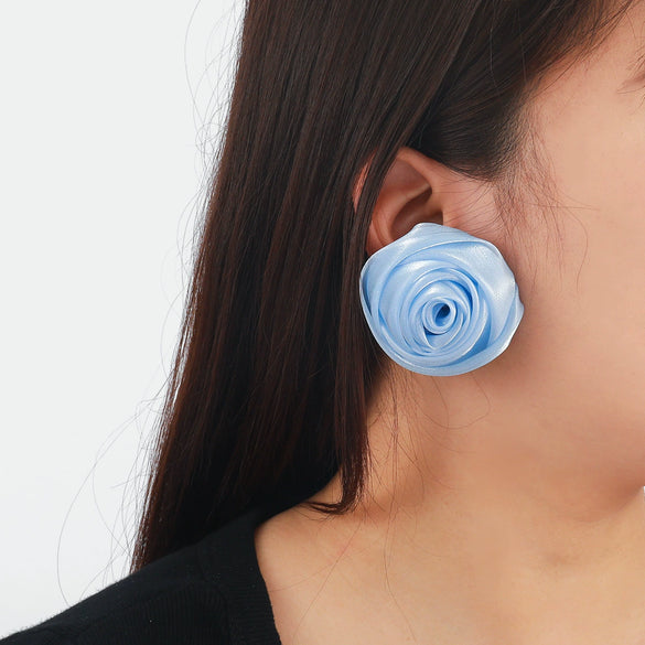 Ladies Fashion Hand Knitted Mixed Materials Flowershaped Earrings And Wrist Flowers