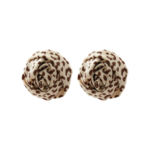 Ladies Fashion Hand Knitted Mixed Materials Flowershaped Earrings And Wrist Flowers