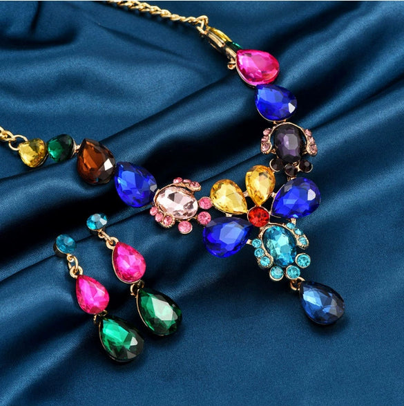 Ladies Fashion Jewelry Set With Alloy Glass Rhinestones Mixed Gemstone Inlay Love Water Drops Bells Pattern
