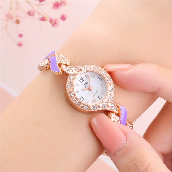 Ladies Fashion Leaf Bracelet Quartz Wrist Watch Alloy Material Round Dial