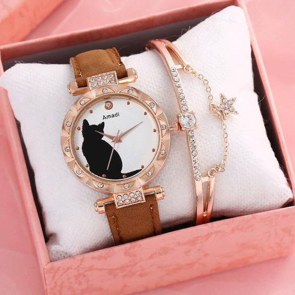 Ladies Fashion Quartz Watch Bracelet Set With Cute Kitten Design Alloy Case Imitation Leather Strap Round Dial