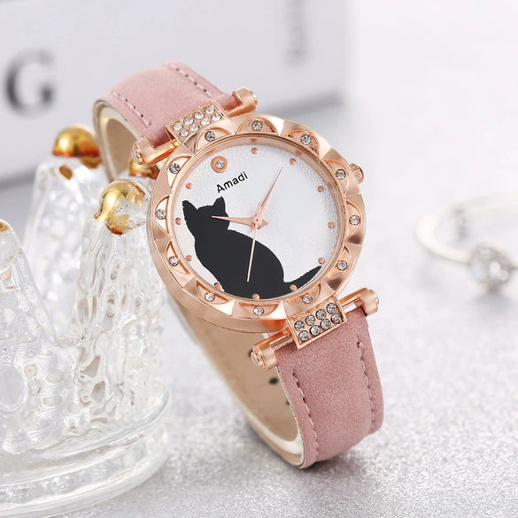 Ladies Fashion Quartz Watch Bracelet Set With Cute Kitten Design Alloy Case Imitation Leather Strap Round Dial