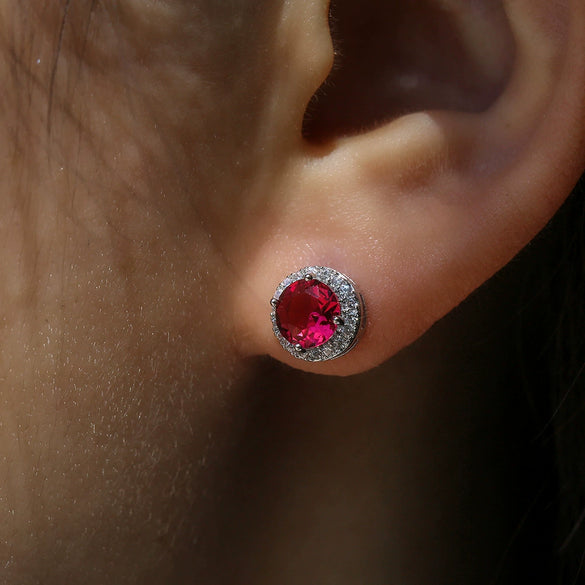 Ladies Fashion Round Zircon Earrings Classic Joker Style Hot Accessories Styling Geometry Pattern Copper Material Diamond Treatment Design Wholesale